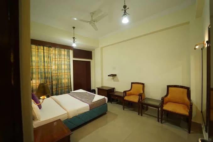 Hotel Saket Reception Desk