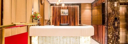 Hotel Placid En-Suite Washroom